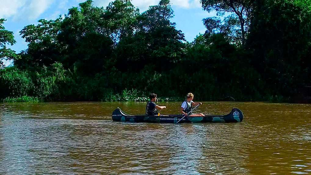 Passeio Canoa Canadense